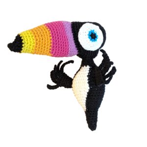 Fernand le toucan en crochet amigurumi fait main, kit amigurumi intermédiaire Kakapo Store Marseille.